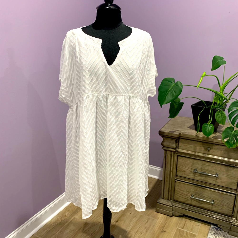 Amaryllis Notch-Neck Dress